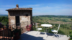 Гостиница Holiday House Montepulciano - Il Torrino  Монтепульчано